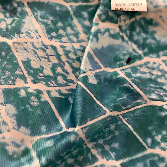 NEW Gorgeous Dress w stretch Sz LARGE - Picture 3 of 7